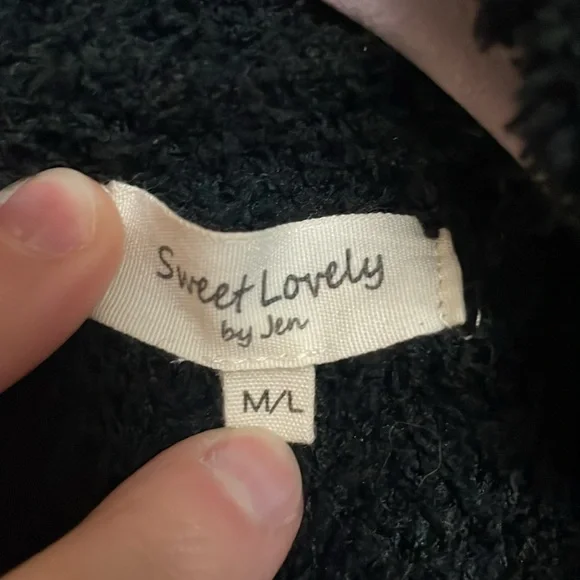 Sweet Lovely by Jen size M/L Black Super Soft Oversized Cocoon Cardigan Sweater - Picture 2 of 7